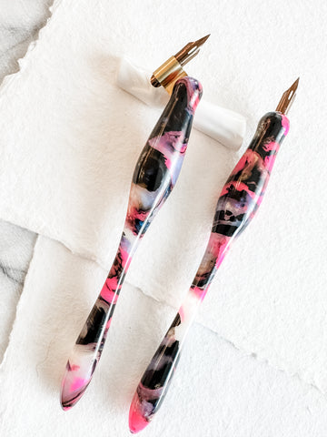 Calligraphy Pen Holder: Electra