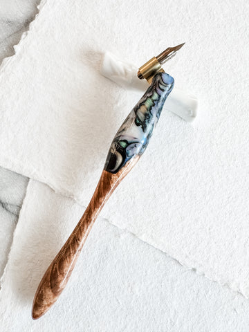 Calligraphy Pen Holder: Floral