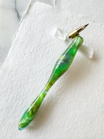 Calligraphy Pen Holder: Oasis