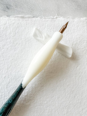 Calligraphy Pen Holder: Azul