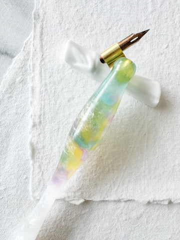 Calligraphy Pen Holder: Bliss