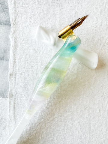 Calligraphy Pen Holder: Bliss