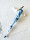 Calligraphy Pen Holder: Cloud