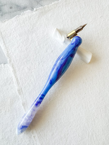 Calligraphy Pen Holder: Arándano