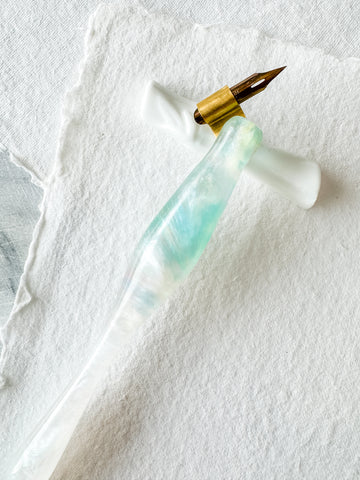 Calligraphy Pen Holder: Daydream