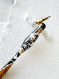 Calligraphy Pen Holder: Oro