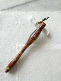Calligraphy Pen Holder: Dorado