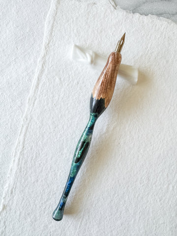 Calligraphy Pen Holder: Knight