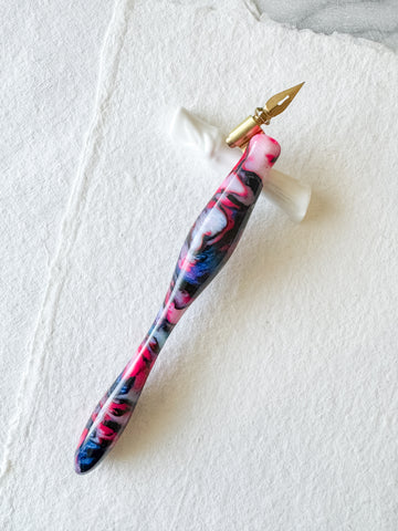 Calligraphy Pen Holder: Electra