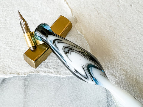 Calligraphy Pen Holder: Grover